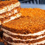 Торт из манки без духовки и печенья — готовится за минуту, а вкус потрясающий! 19 Торт из манки без духовки и печенья — готовится за минуту, а вкус потрясающий!