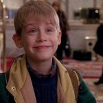 Раскрыта загадка: куда исчез и чем занимается звезда 'Сам дома' Маколей Калкин