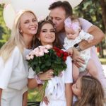 «Обостряют все»: Лилия Ребрик призналась, как изменились их отношения с мужем с появлением третьего ребенка 14 «Обостряют отношения»: Лилия Ребрик призналась, как изменились их отношения с мужем с появлением третьего ребенка