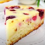 Ягодный пирог с кремовой начинкой – нежный, ароматный и простой в приготовлении 13 Ягодный пирог с кремовой начинкой – нежный, ароматный и простой в приготовлении