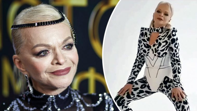 bvdbvjdjvgnibhsbhcsdcsjbcj