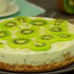 Потрясающий торт с бананами и киви – без выпечки: легкий, вкусный и полезный десерт 13 Потрясающий торт с бананами и киви – без выпечки: легкий, вкусный и полезный десерт