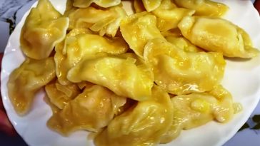 Вареники с картошкой по-казахски: сытный и вкусный обед для всей семьи