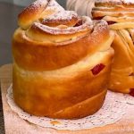 Пасхальный крафин — нежный, ароматный кулич с хрустящей корочкой: пошаговый рецепт праздничной выпечки 14 Пасхальный крафин — нежный, ароматный кулич с хрустящей корочкой: пошаговый рецепт праздничной выпечки