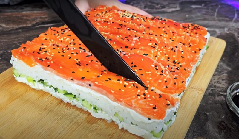 🥢 Суши-торт «Филадельфия»: рецепт с пошаговой инструкцией