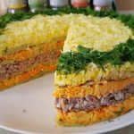 Кабачковый торт с тремя начинками — яркая закуска для любого праздника 15 Кабачковый торт с тремя начинками — яркая закуска для любого праздника