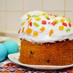 Ніжна паска, як сонечко: пухкий, жовтенький великодній хліб за перевіреним рецептом