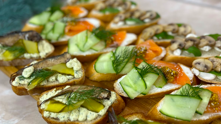 Бутерброды, которые обязательно будут на моем пасхальном столе! Улетают в один момент!