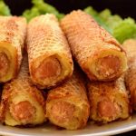 Сосиски в картофельном тесте на сковороде — идеальная закуска для всей семьи 12 Сосиски в картофельном тесте на сковороде — идеальная закуска для всей семьи