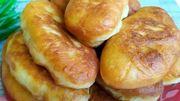 Сочные и вкусные мясные пирожки из воздушного теста: домашняя классика, которая всегда в моде