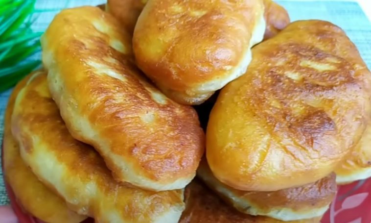 Сочные и вкусные мясные пирожки из воздушного теста: домашняя классика, которая всегда в моде