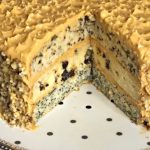 Торт Женская прихоть на 3 коржах: маковый, ореховый и с черносливом — настоящее наслаждение вкусом 16 Торт Женская прихоть на 3 коржах: маковый, ореховый и с черносливом — настоящее наслаждение вкусом