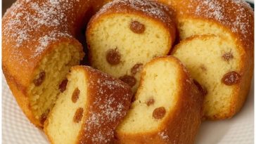 Нежный десерт с яблоками, изюмом и карамелью — вкус, к которому хочется возвращаться снова и снова