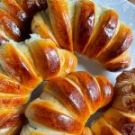 🍎 Яблочные подковки – ароматная домашняя выпечка, которую хочется готовить снова и снова! 14 495656170 18063040427105531 4694739348820309491 n e1746711361848