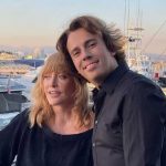 «Ну, какова красота!» — Максим Галкин восхитил поклонников новым фото у глицинии 14 «Ну, какова красота!» — Максим Галкин восхитил поклонников новым фото у глицинии