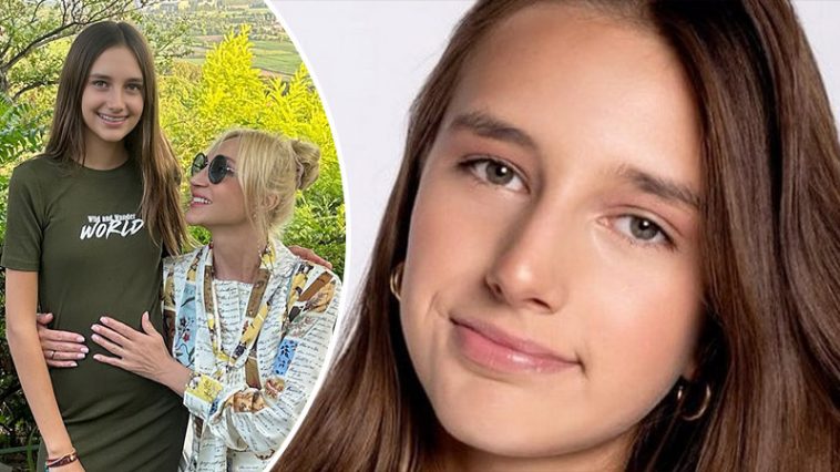 bvdbvjdjvgrnibhsbhcsjbcj