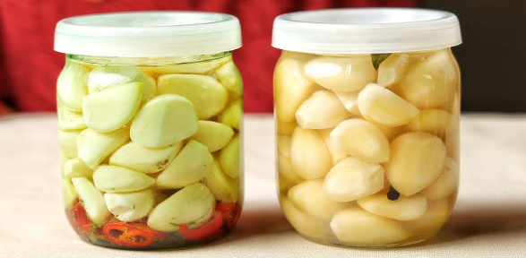 Маринованный чеснок на зиму — проверенный рецепт, которому доверяю годами!