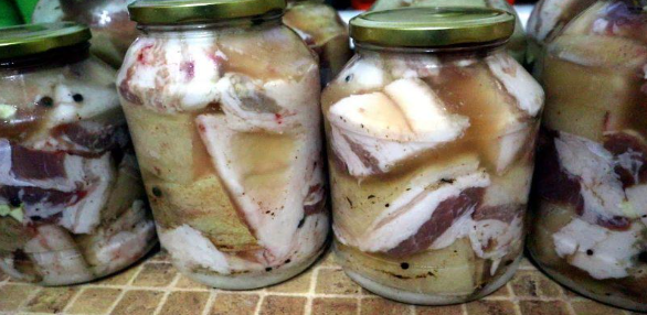 Вкусное сало по-одесски — бабушкин рецепт: всё просто, а результат — пальчики оближешь!