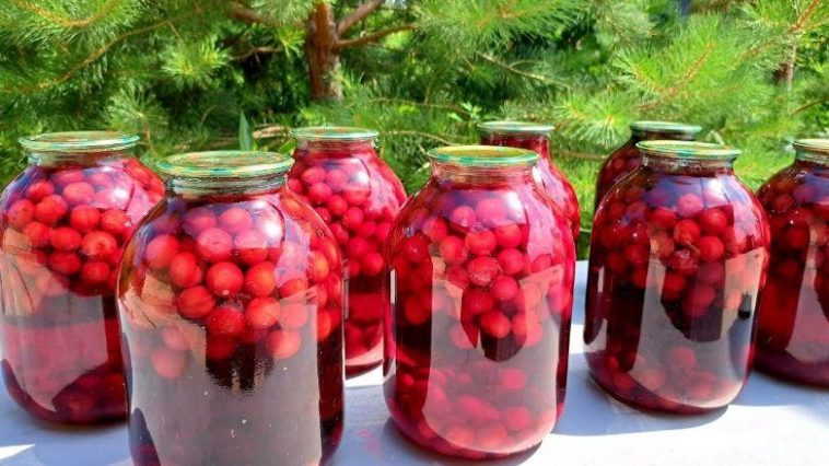 Перепробовала массу рецептов, но остановилась на самом простом: без стерилизации, вкусно и быстро