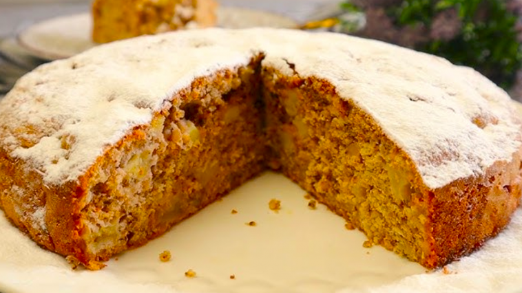 Яблочный пирог, который удивил меня! Ожидала обычную шарлотку — а получила нечто совсем особенное.