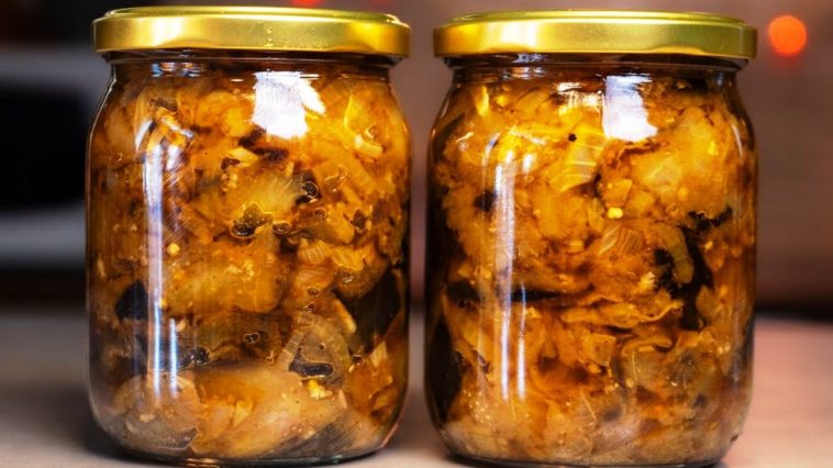 Маринованные баклажаны с чесноком на зиму — вкусная закуска к картошке!