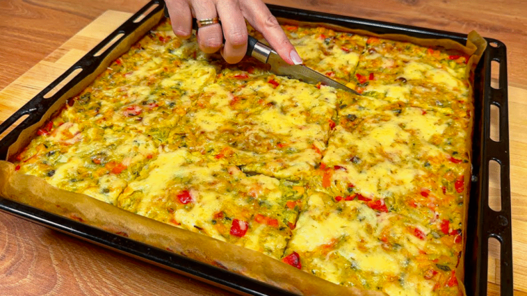 Я просто натираю кабачки и картофель — и запекаю в духовке! Этот простой рецепт вас приятно удивит.