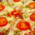 Все ахнули от вкуса! Без духовки! Быстрая пицца на сковороде за 5 минут 13 Все ахнули от вкуса! Без духовки! Быстрая пицца на сковороде за 5 минут