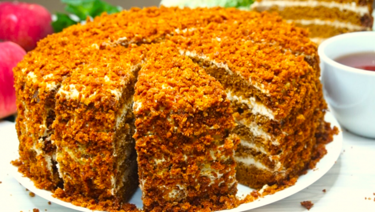 Торт «Медовый Пух» без раскатывания коржей — воздушный, вкусный и лёгкий в приготовлении