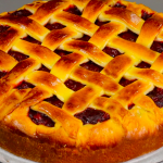 Пирог «От бабушки» с брусникой — начинки много, а ничего не вытекает! 13 Пирог «От бабушки» с брусникой — начинки много, а ничего не вытекает!