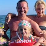 46-летний танцор Андрей Дикий с женой Лилией Ребрик показали яркие кадры отдыха за границей 18 Ребрик