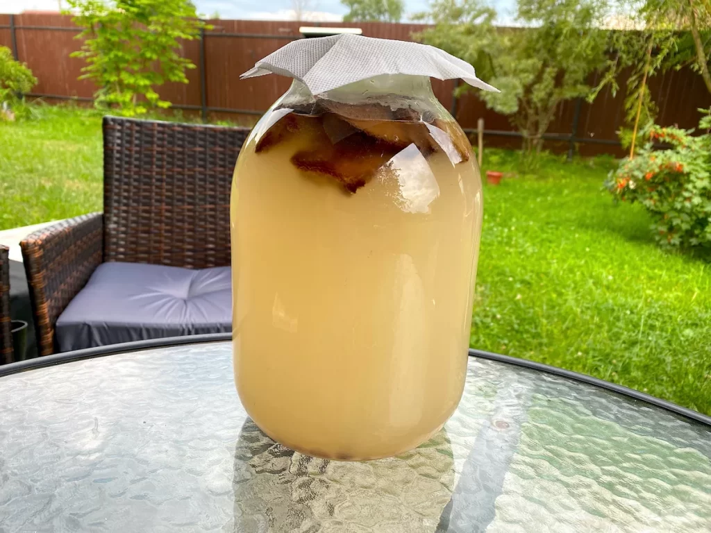 Домашний квас на ржаном хлебе — вкусно, просто и натурально!