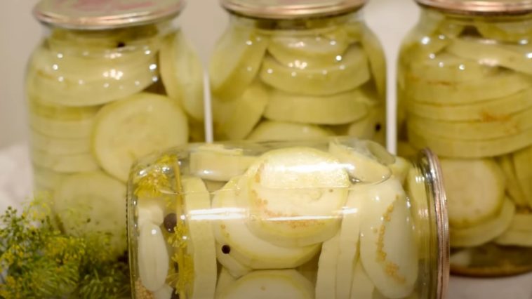 Уникальный рецепт маринованных кабачков на зиму — хрустящие и ароматные!