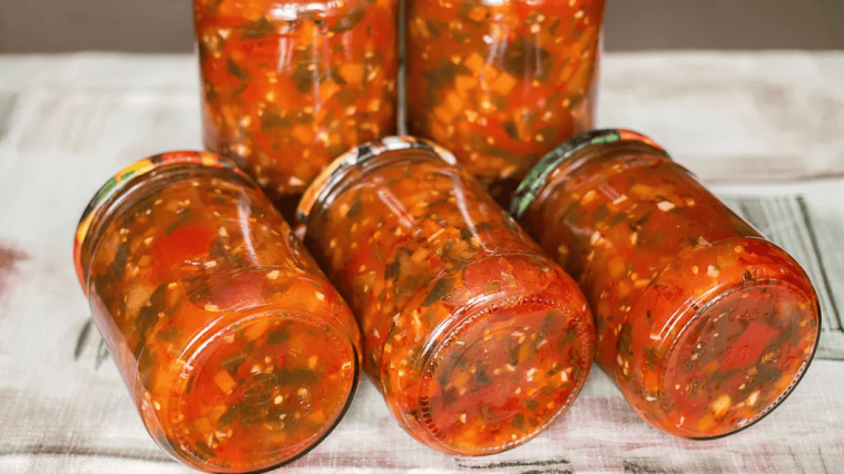 Самый вкусный салат с баклажанами «Анкл Бенс» на зиму — любимая заготовка моего мужа