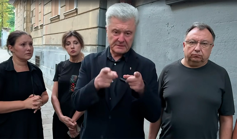 Порошенко прибыл на место гибели Парубия и там назвал имя… Все в шоке от услышанного