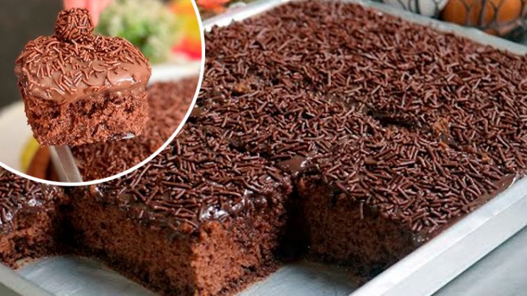 Шоколадный торт на 8 ложек – нежный и ароматный!