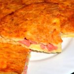 Пирог-пицца с колбасой: быстрый рецепт на каждый день