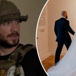 Военный Валерий Маркус сыграл свадьбу и впервые показал жену 15 Военный Валерий Маркус сыграл свадьбу и впервые показал жену