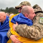 Обмен пленными 02.10: Украина вернула 185 защитников и 20 гражданских 14 Обмен пленными 02.10: Украина вернула 185 защитников и 20 гражданских
