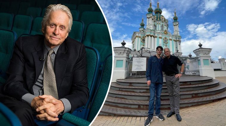 Майкл Дуглас оригинально поддержал Украину на гала-концерте в Нью-Йорке 5 bvdbvjdjvgrnibhsbhcsdcsjbcj 17