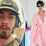 Из подиума Prada на передовую под Бахмутом: как 22-летний манекенщик Лев Улесов стал военным медиком 15 bvdbvjdjvgrnibhsjbcj
