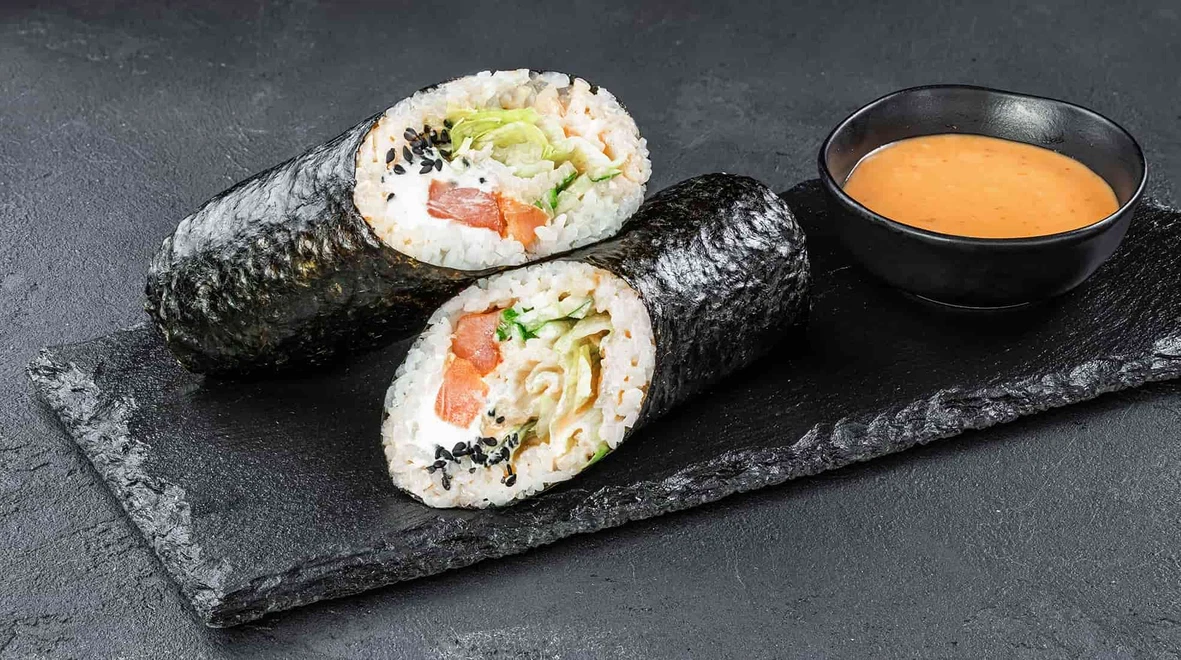 0001 sushi shaurma z lososem