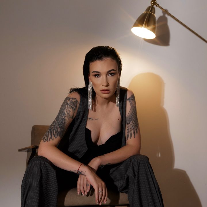 Анастасия Приходько: «Во время войны своих не трогаем» — певица ответила на критику за русский язык 4 1762502774784 e1762503692156