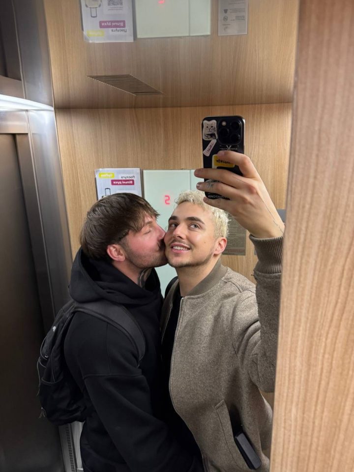 После громкой помолвки: MELOVIN опубликовал новые трогательные фото с женихом 8 1764521284397 e1764524730242