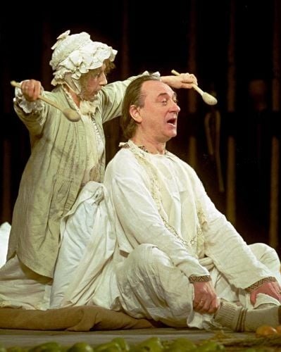 «Прощай, моя дорогая. Держись»: Лия Ахеджакова попрощалась с театром 5 Лия Ахеджакова