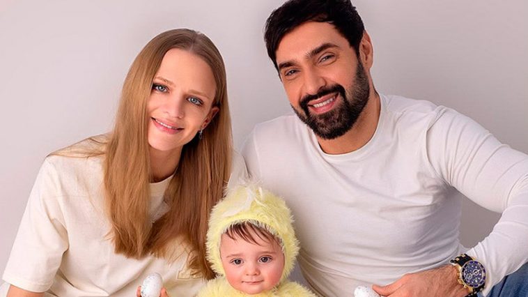 Жена Козловского тронула сеть: показала подросшего сына и его забавный «разговор» о папе