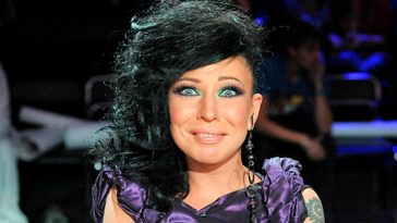 Уроженка Закарпатья Елка сменила слова собственного хита во время выступления в Москве - из песни исчез "Борисполь"