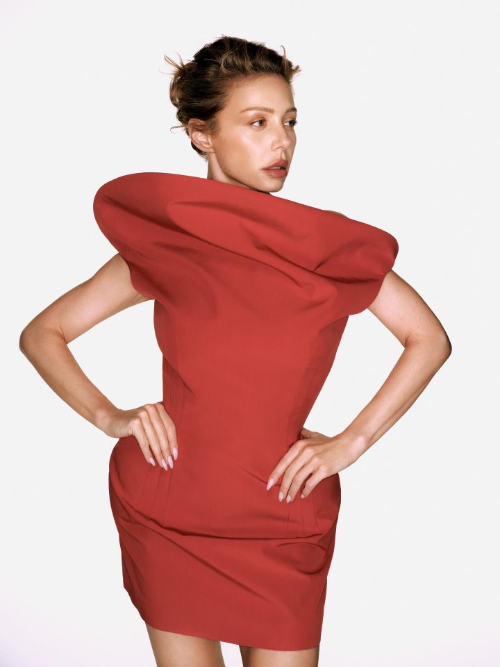 tina karol 1764101472278 e1764101867852