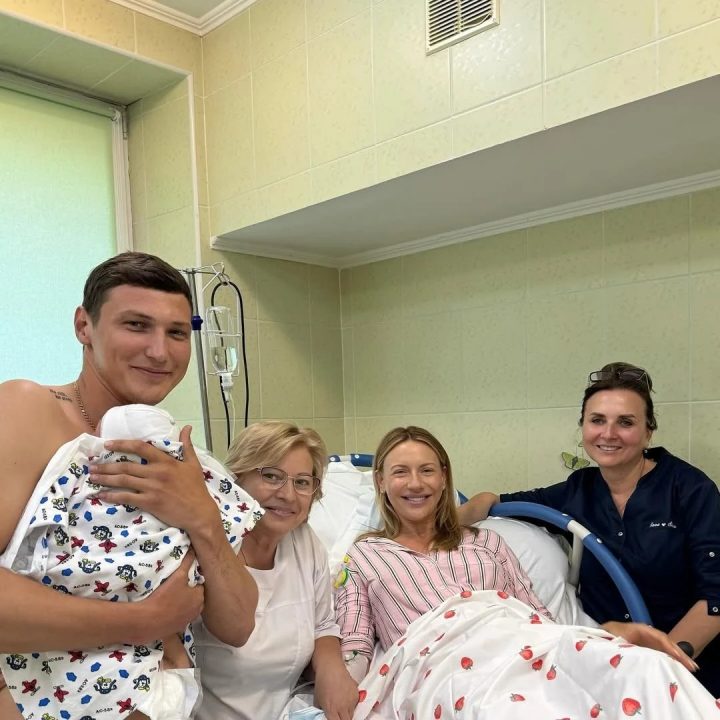 Леся Никитюк объяснила, почему не позволила жениху присутствовать на родах: «Для меня это таинство» 8 5ea85bd4ba20b995677253e4ea5afaea e1765115584403