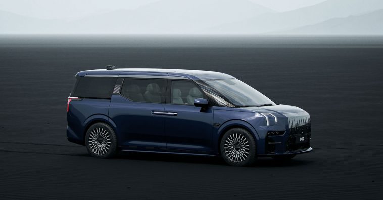 Zeekr 009 — премиальный электрический минивэн 6 gl 009 17