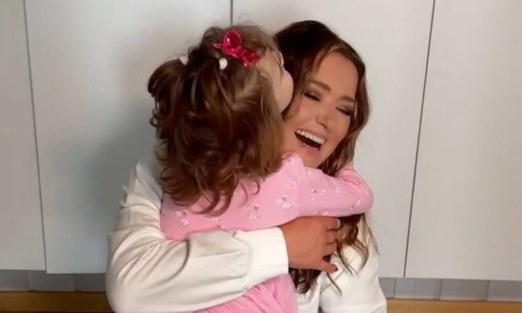 «Мамина дочка»: Могилевская впервые показала младшую дочь без утаивания 7 «Мамина дочка»: Могилевская впервые показала младшую дочь без утаивания